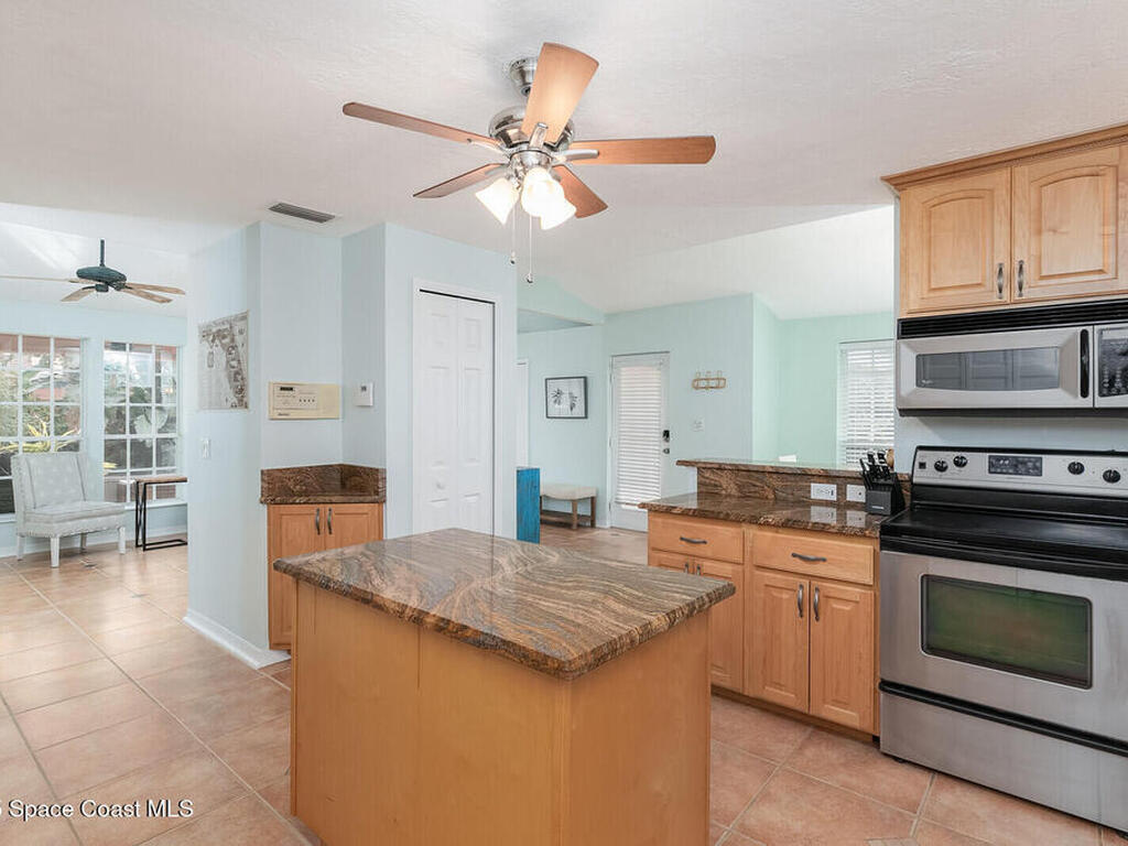 411 Oak Street, Melbourne Beach, FL 32951
