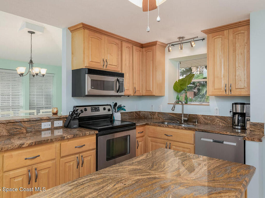 411 Oak Street, Melbourne Beach, FL 32951