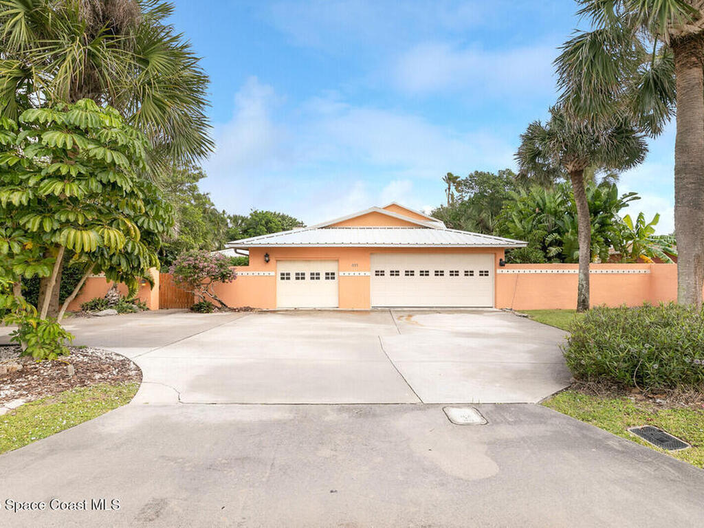 411 Oak Street, Melbourne Beach, FL 32951