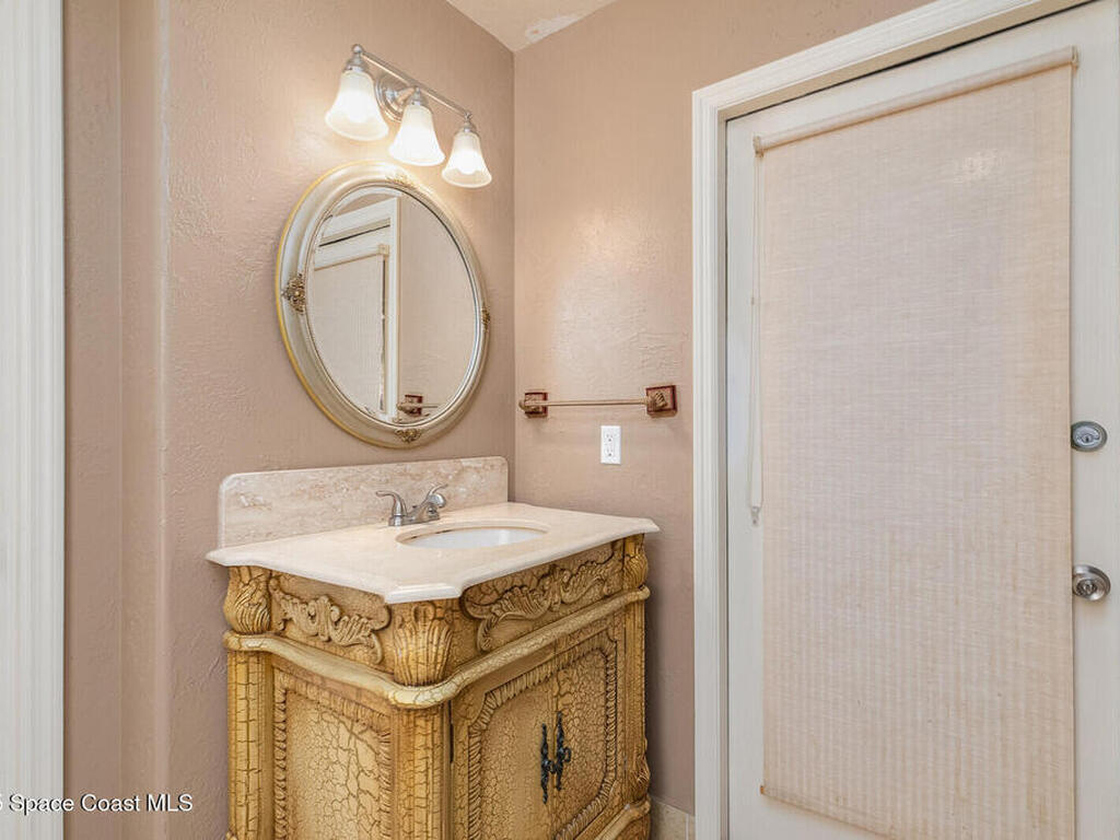411 Oak Street, Melbourne Beach, FL 32951