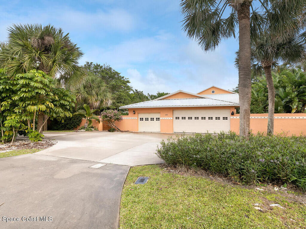 411 Oak Street, Melbourne Beach, FL 32951