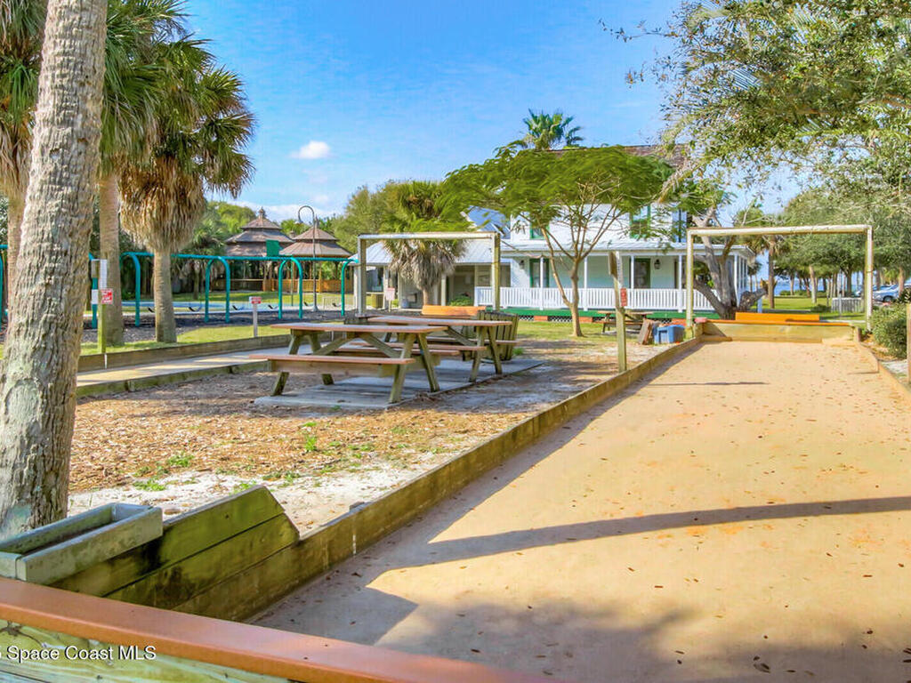 411 Oak Street, Melbourne Beach, FL 32951