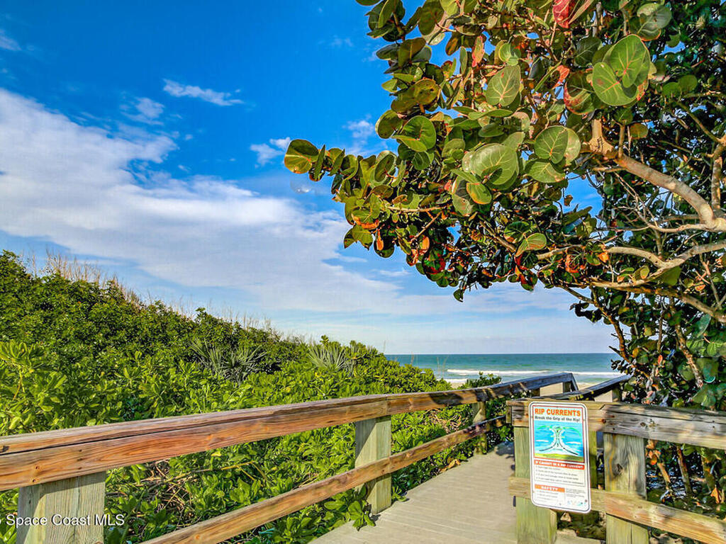 411 Oak Street, Melbourne Beach, FL 32951