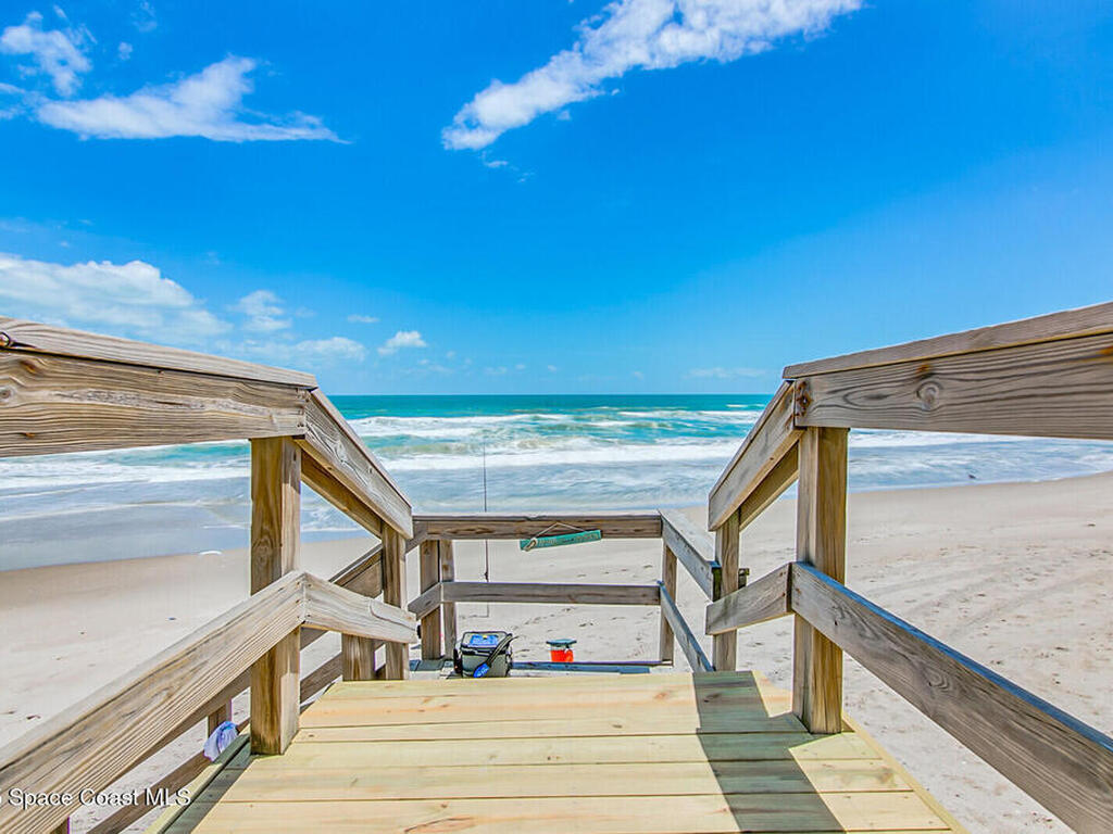 411 Oak Street, Melbourne Beach, FL 32951
