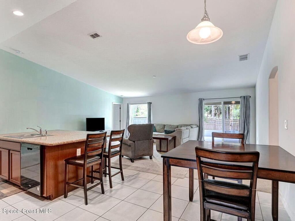 542 Jewell Street, Palm Bay, FL 32909