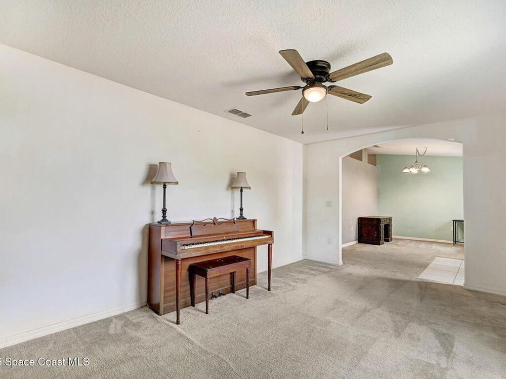 542 Jewell Street, Palm Bay, FL 32909