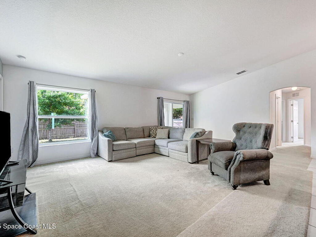 542 Jewell Street, Palm Bay, FL 32909