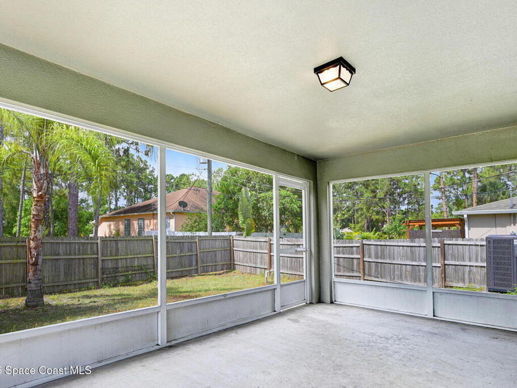 542 Jewell Street, Palm Bay, FL 32909
