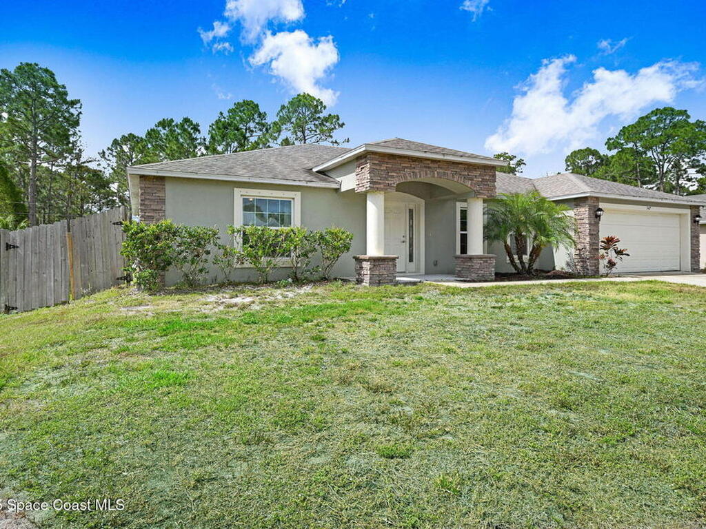 542 Jewell Street, Palm Bay, FL 32909