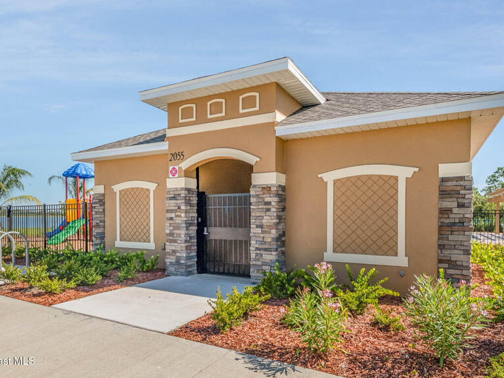 3941 Hollingsworth Drive, Palm Bay, FL 32909