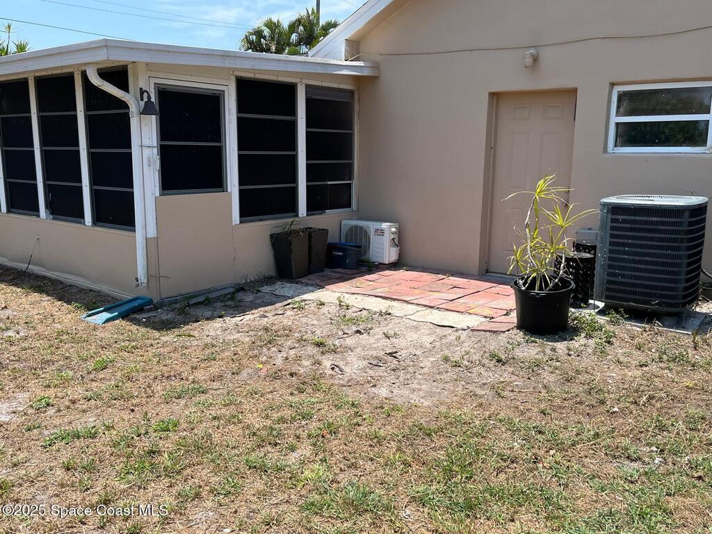 797 James Circle, Palm Bay, FL 32905