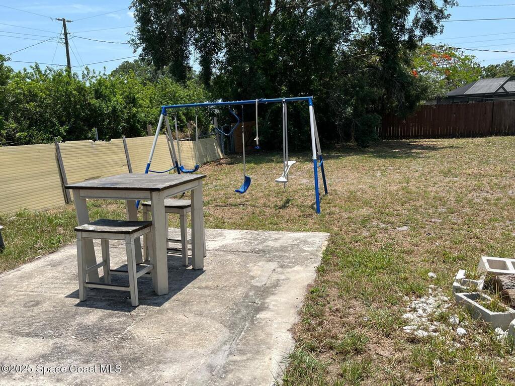 797 James Circle, Palm Bay, FL 32905