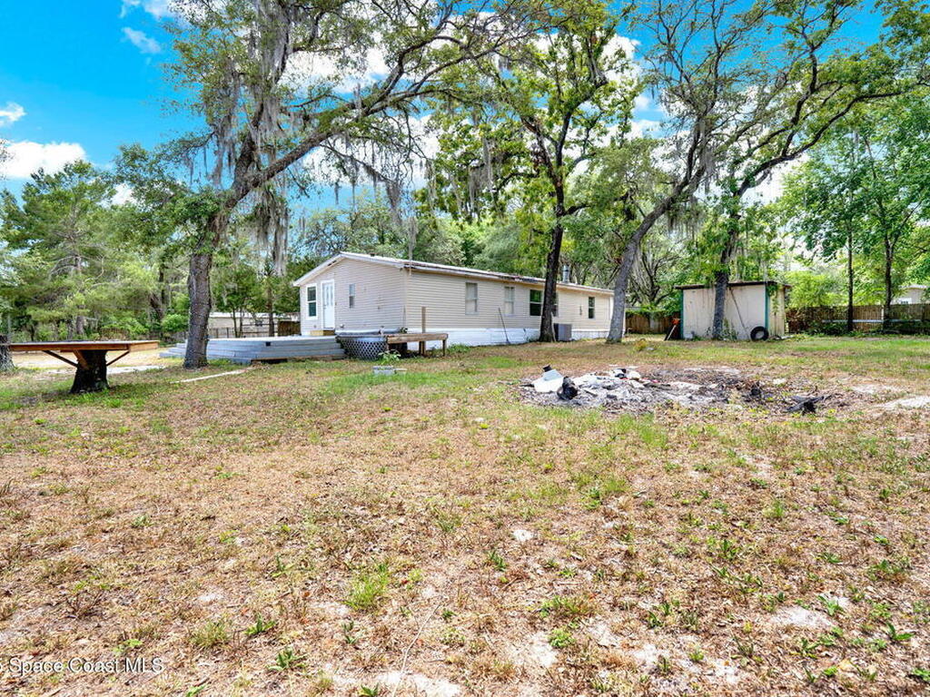 107 Riverside Trail, Satsuma, FL 32189