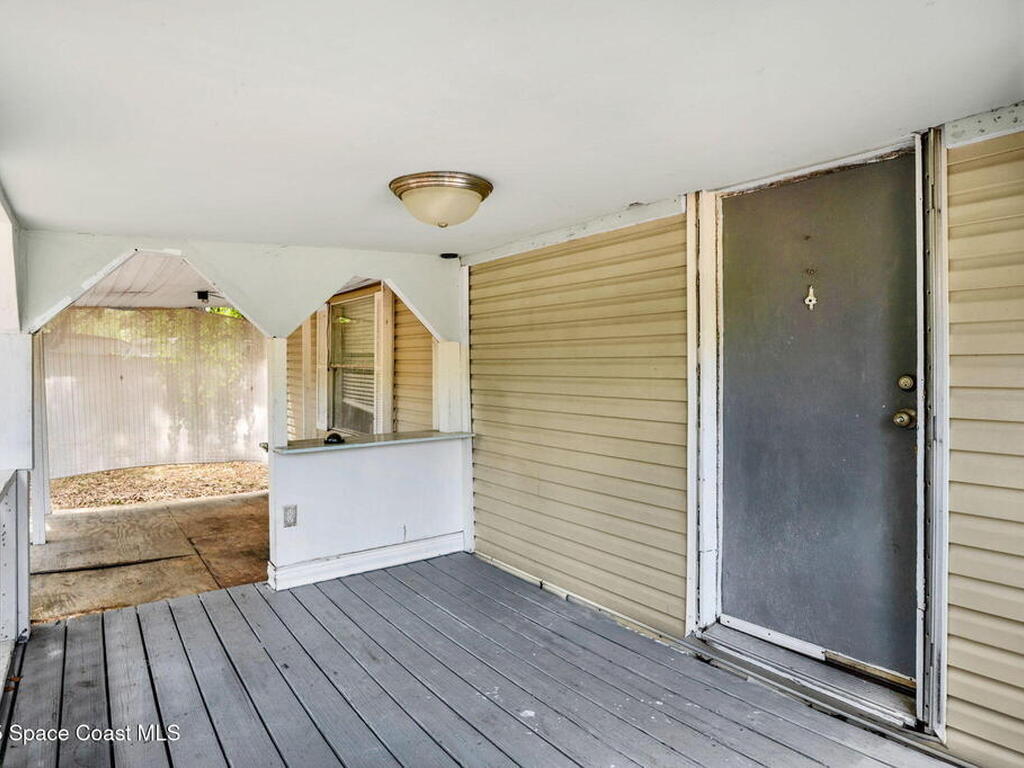 107 Riverside Trail, Satsuma, FL 32189
