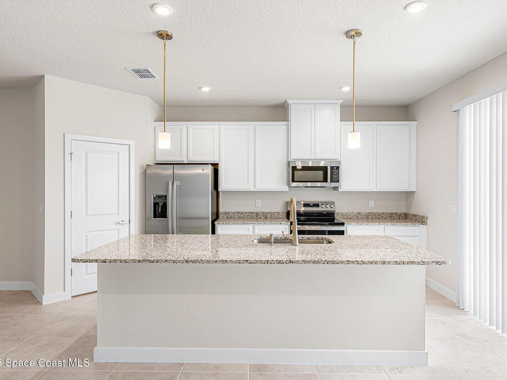 1685 Kendall Pointe Place, Melbourne, FL 32935