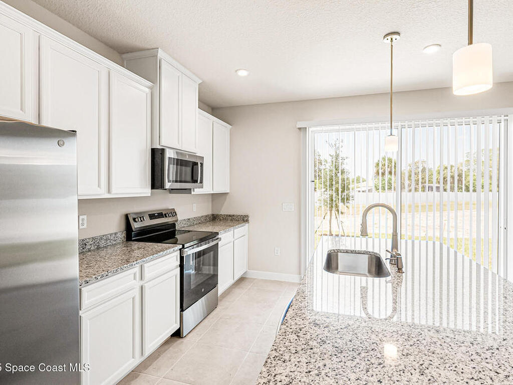 1685 Kendall Pointe Place, Melbourne, FL 32935