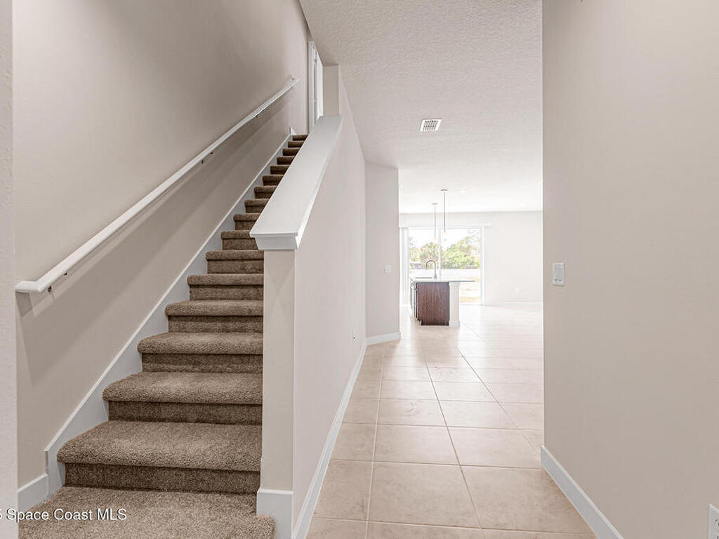 1705 Kendall Pointe Place, Melbourne, FL 32935