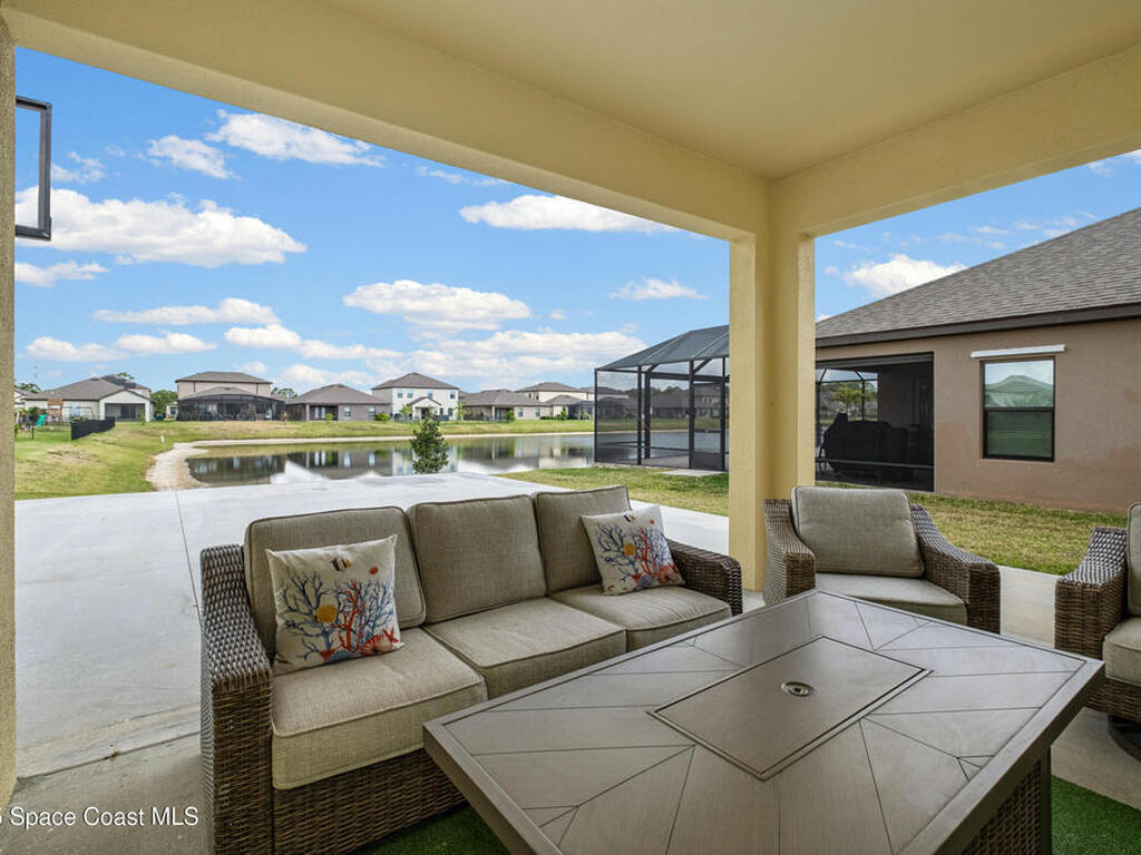 320 Wiregrass Avenue, West Melbourne, FL 32904