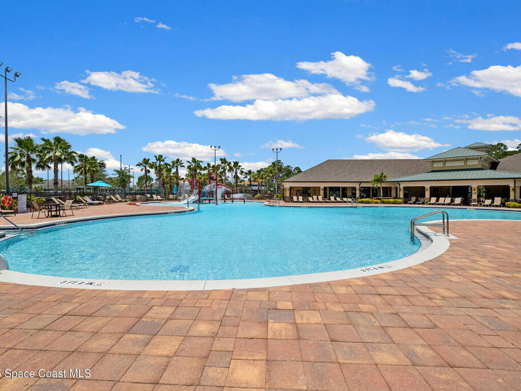 320 Wiregrass Avenue, West Melbourne, FL 32904