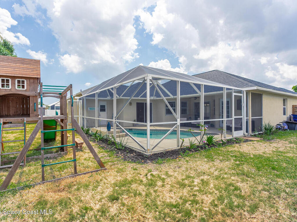 4920 48th Place, Vero Beach, FL 32967