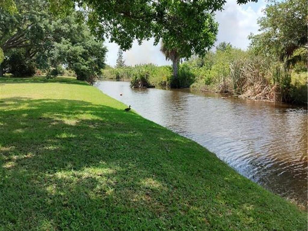 451 Papaya Circle, Barefoot Bay, FL 32976