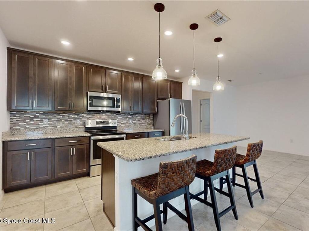 9036 103rd Avenue, Vero Beach, FL 32967
