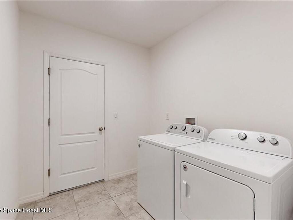 9036 103rd Avenue, Vero Beach, FL 32967