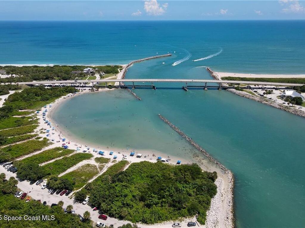 9036 103rd Avenue, Vero Beach, FL 32967