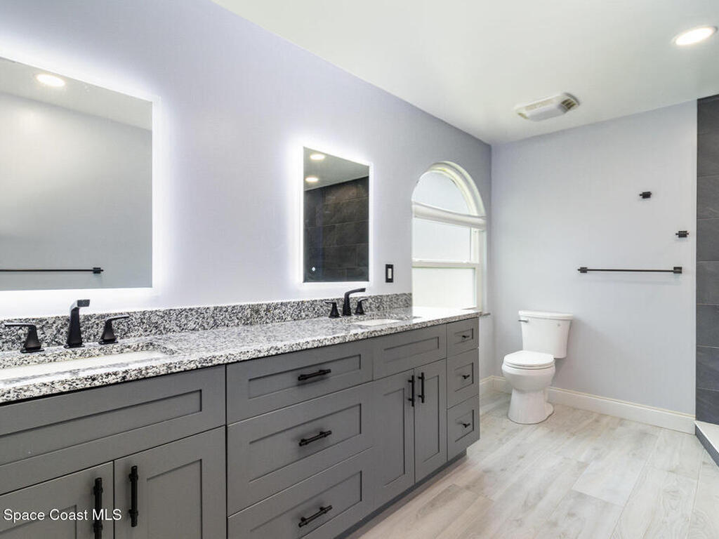 3844 Saint Armens Circle, Melbourne, FL 32934
