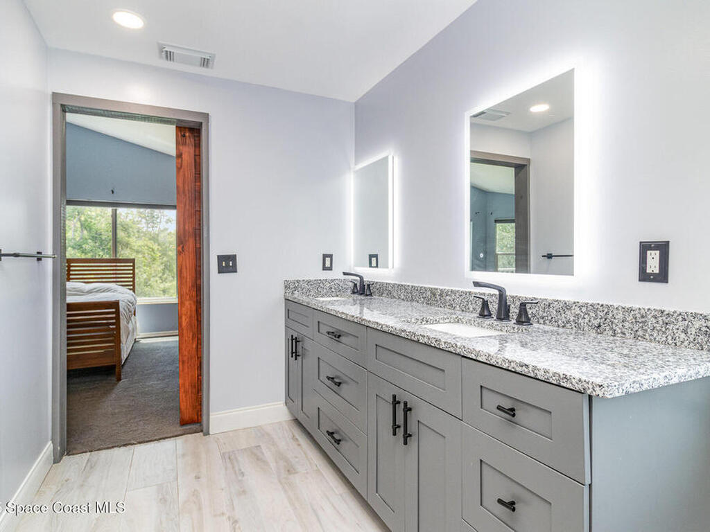 3844 Saint Armens Circle, Melbourne, FL 32934
