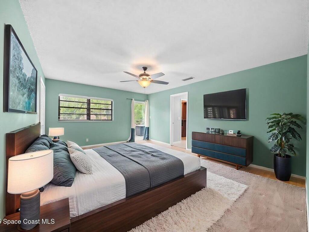 255 S Tropical Trail, Merritt Island, FL 32952