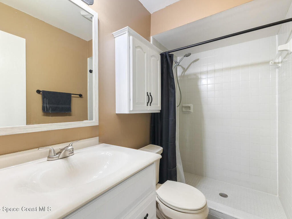 2642 Majestic Avenue, Melbourne, FL 32934