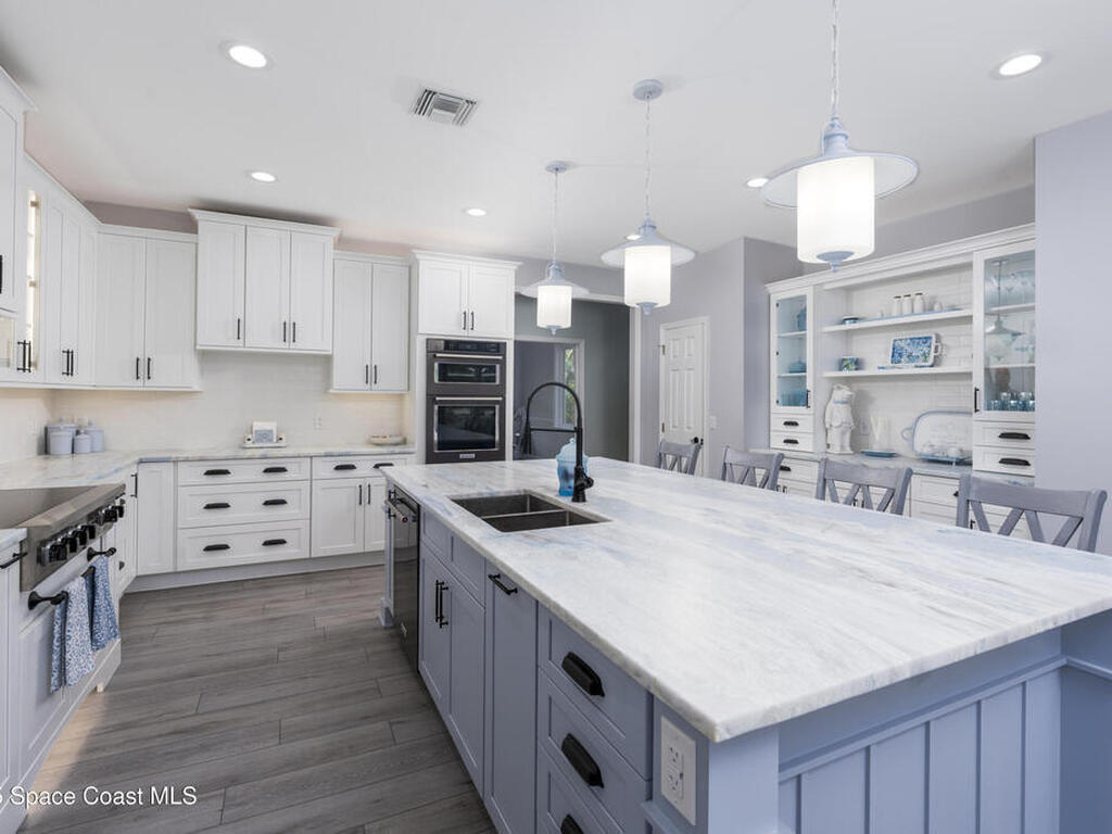 175 Stewart Drive, Merritt Island, FL 32952
