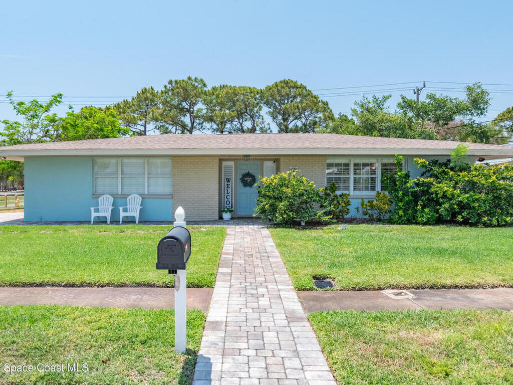 290 S Robert Way, Satellite Beach, FL 32937