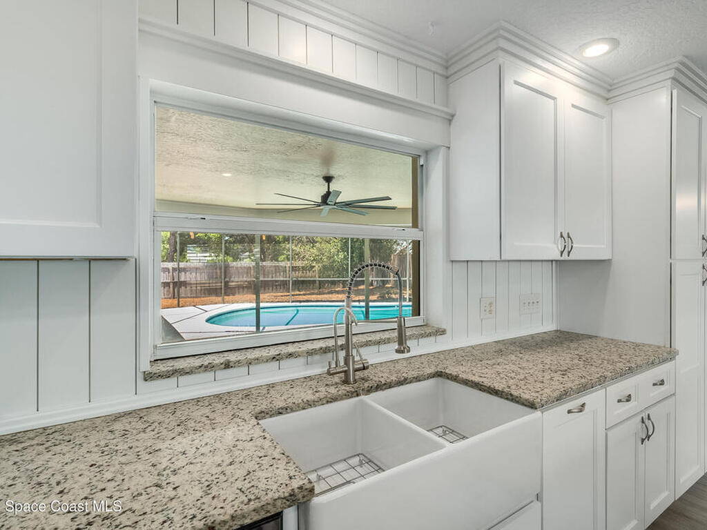 290 S Robert Way, Satellite Beach, FL 32937