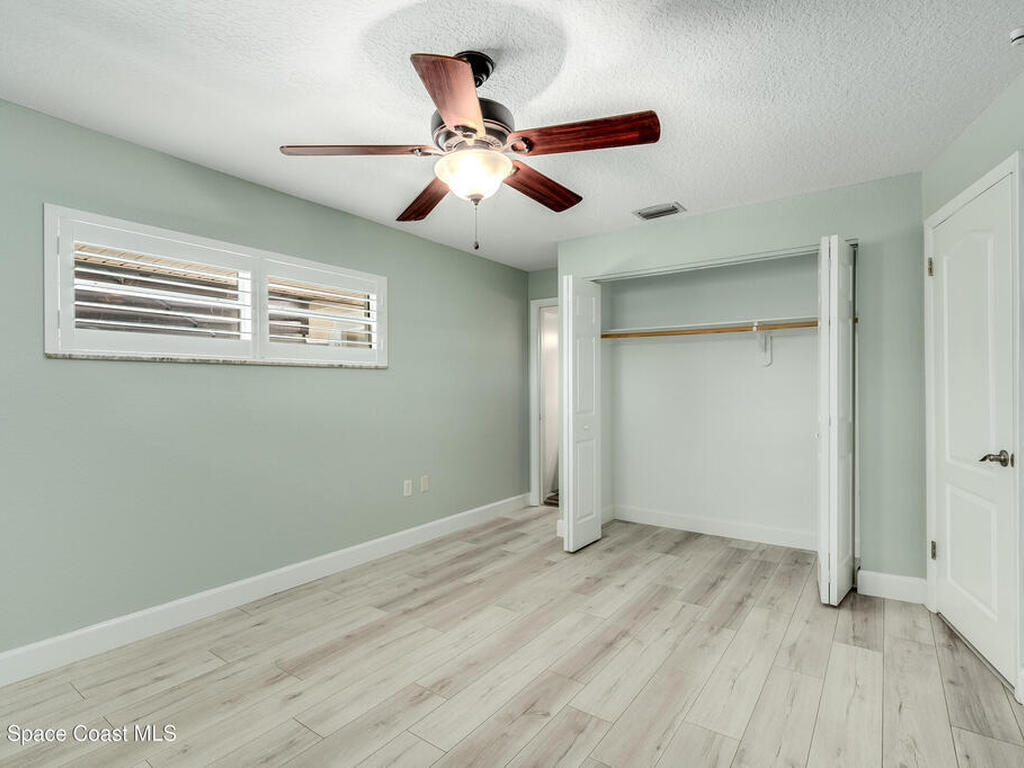 290 S Robert Way, Satellite Beach, FL 32937