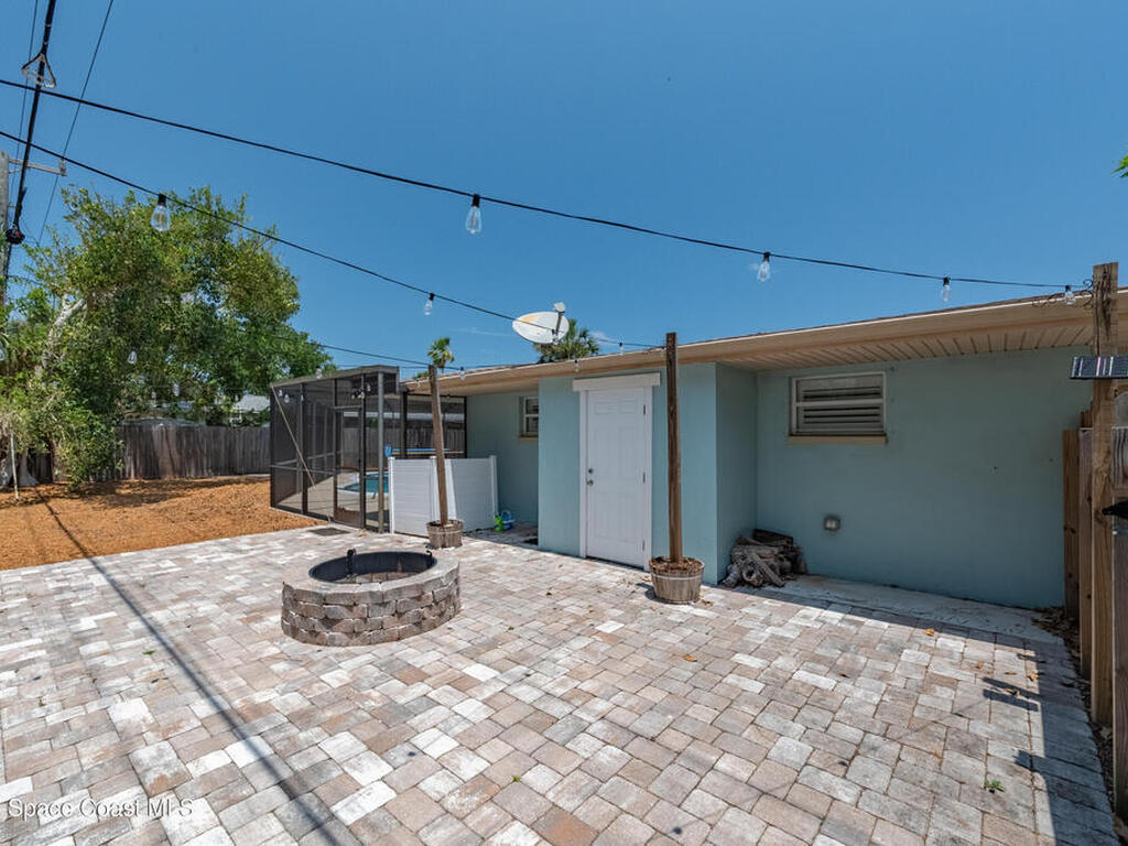 290 S Robert Way, Satellite Beach, FL 32937