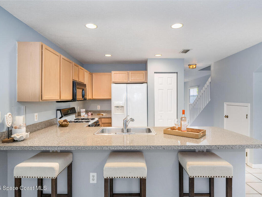 814 Mimosa Place, Indian Harbour Beach, FL 32937