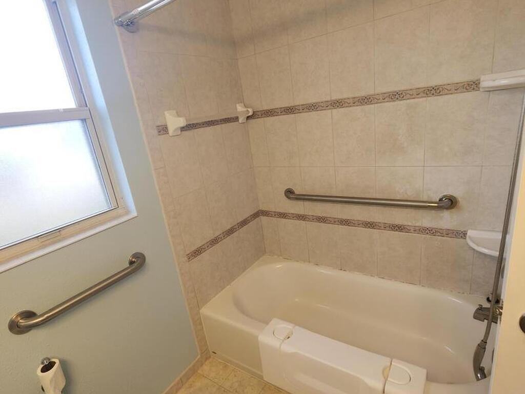 630 Charles Drive, Melbourne, FL 32935
