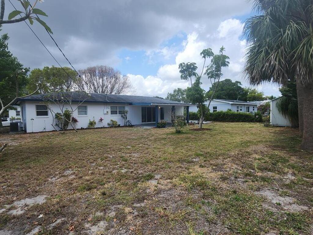 630 Charles Drive, Melbourne, FL 32935