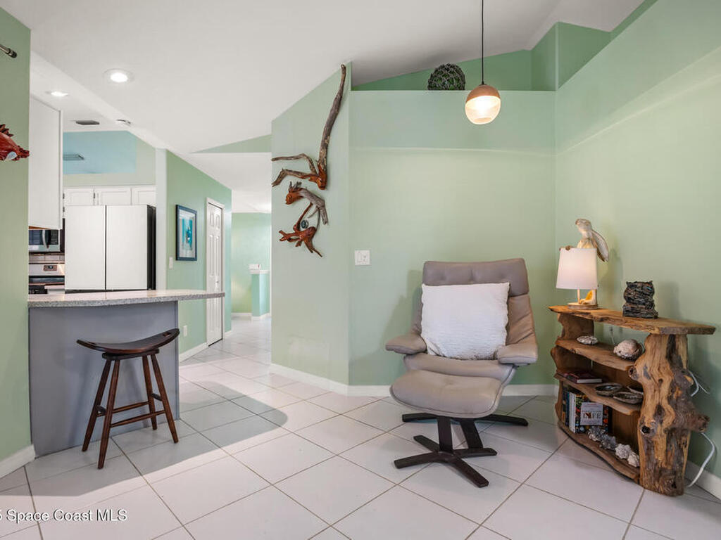 644 Sheridan Woods Drive, Melbourne, FL 32904