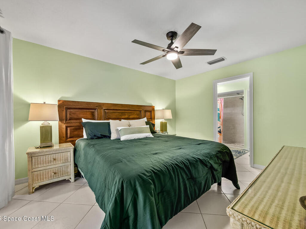 644 Sheridan Woods Drive, Melbourne, FL 32904
