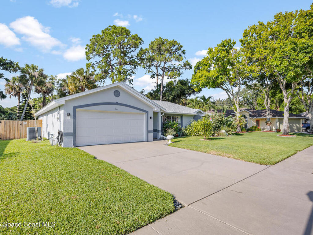 644 Sheridan Woods Drive, Melbourne, FL 32904
