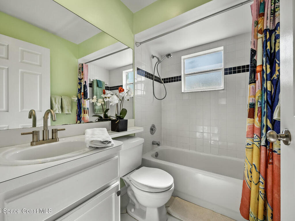 644 Sheridan Woods Drive, Melbourne, FL 32904