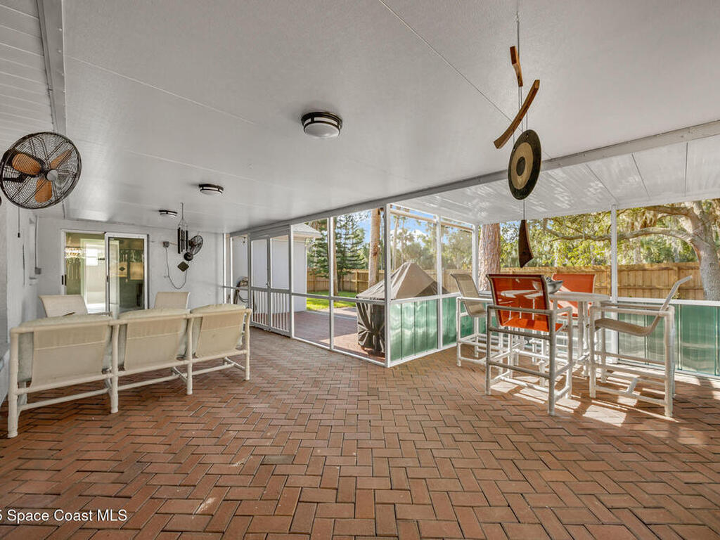 644 Sheridan Woods Drive, Melbourne, FL 32904