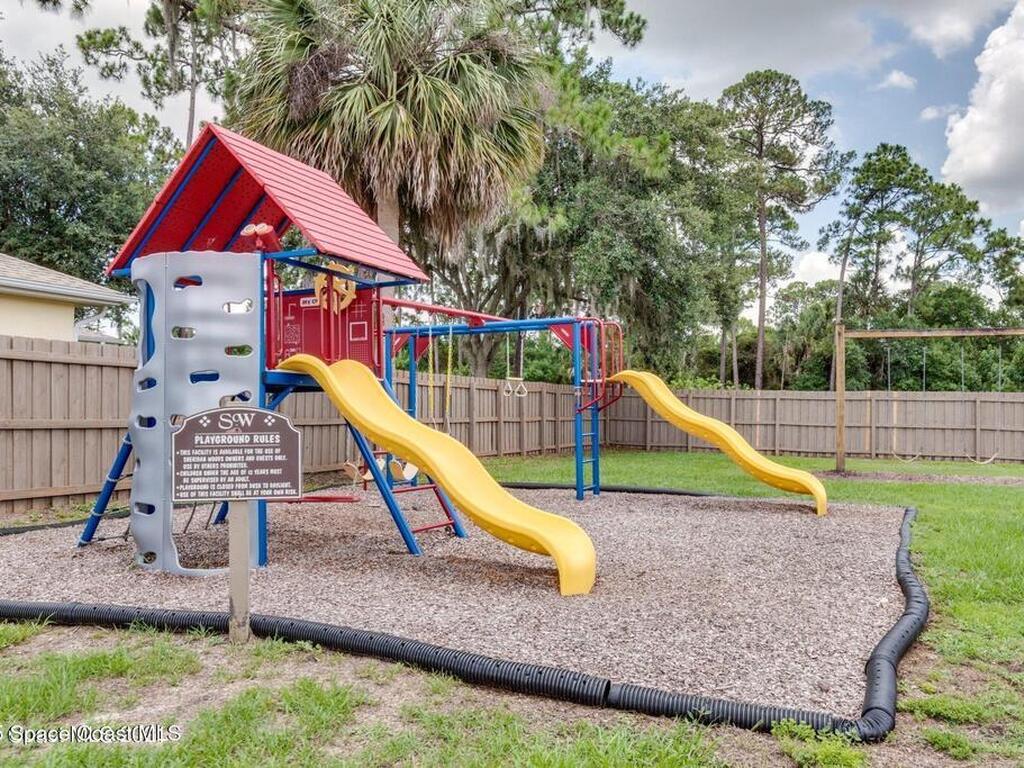 644 Sheridan Woods Drive, Melbourne, FL 32904