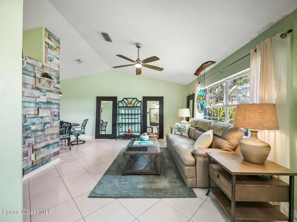 644 Sheridan Woods Drive, Melbourne, FL 32904