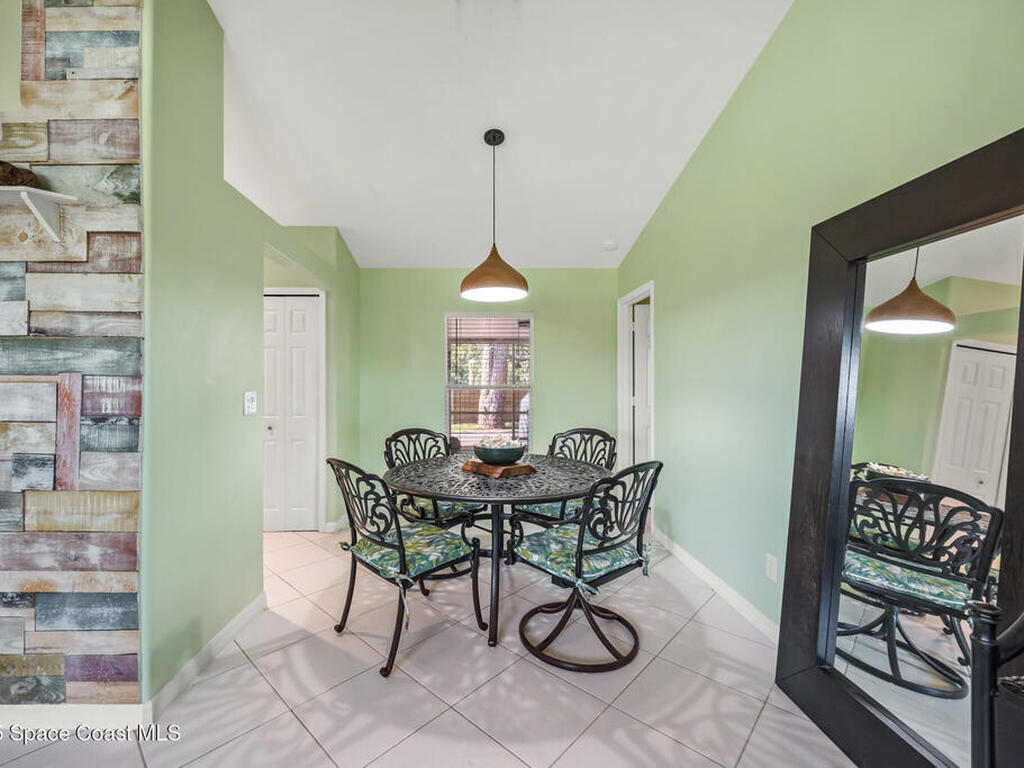 644 Sheridan Woods Drive, Melbourne, FL 32904