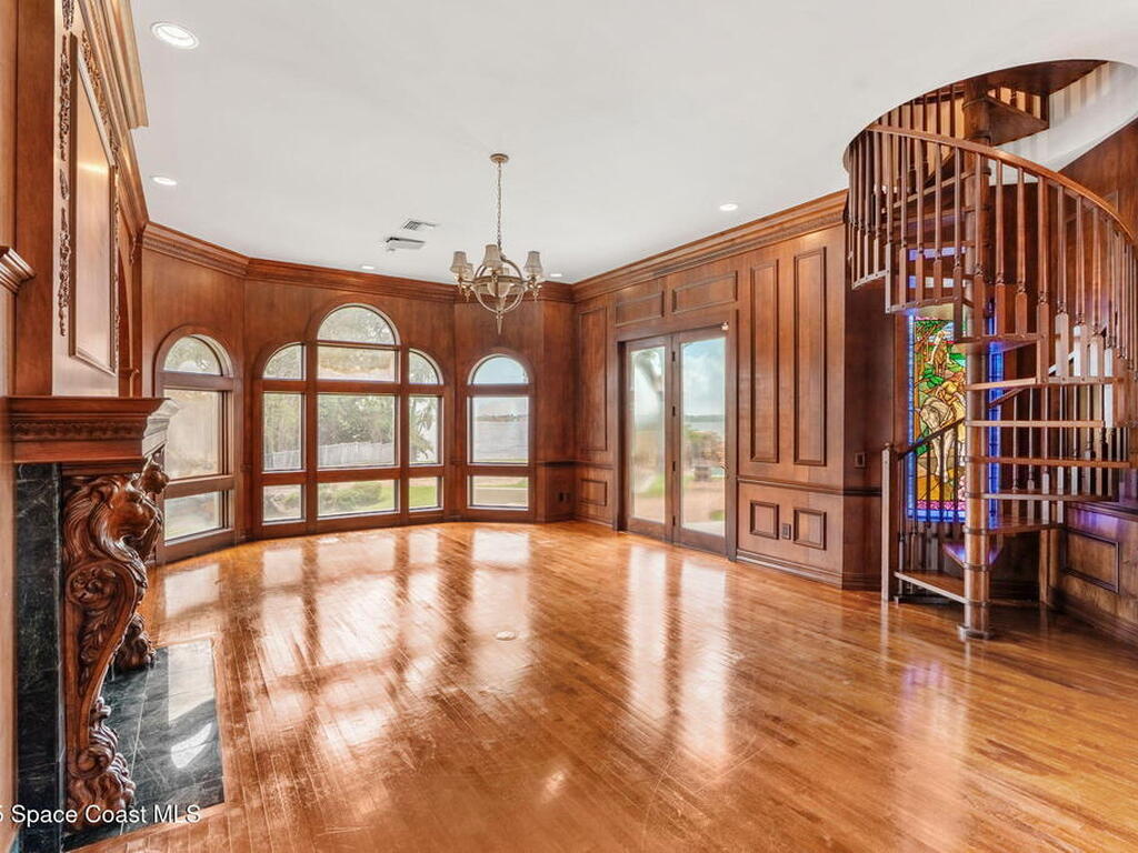 245 Stewart Drive, Merritt Island, FL 32952
