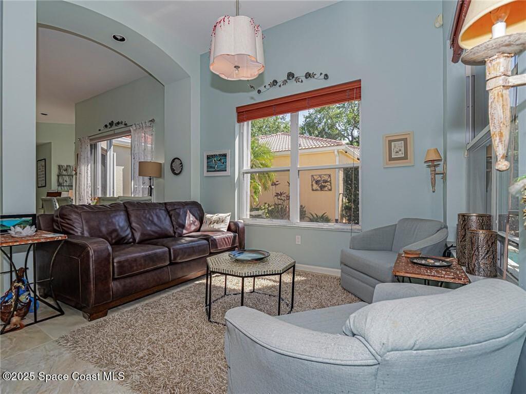 9325 E Maiden Court, Vero Beach, FL 32963